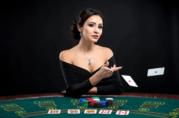 ดีลเลอร์สาวสุดฮอตพร้อม